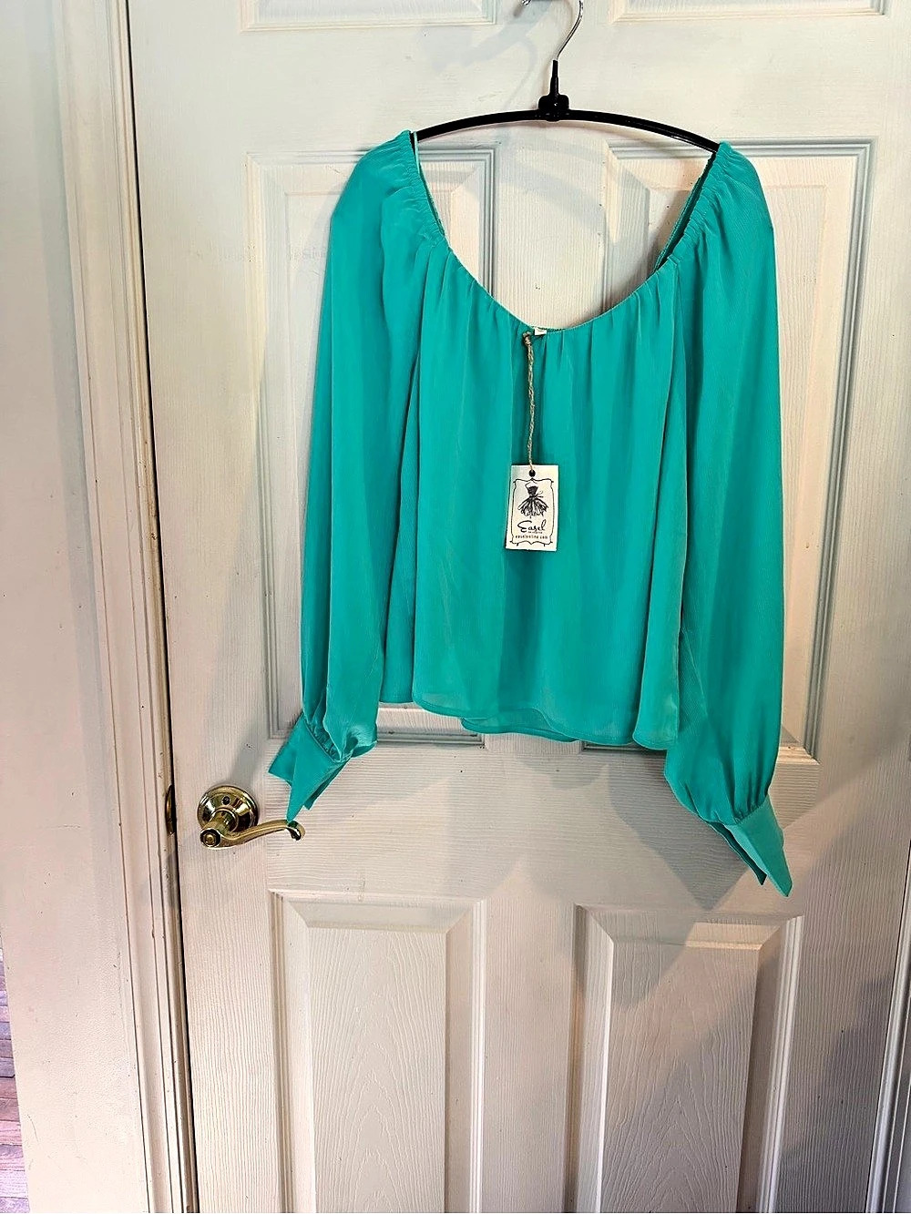 NWT Easel Long Sleeve Blouse ON OR OFF SHOULDER BLOUSE in teal OVERSIZED  SMALL